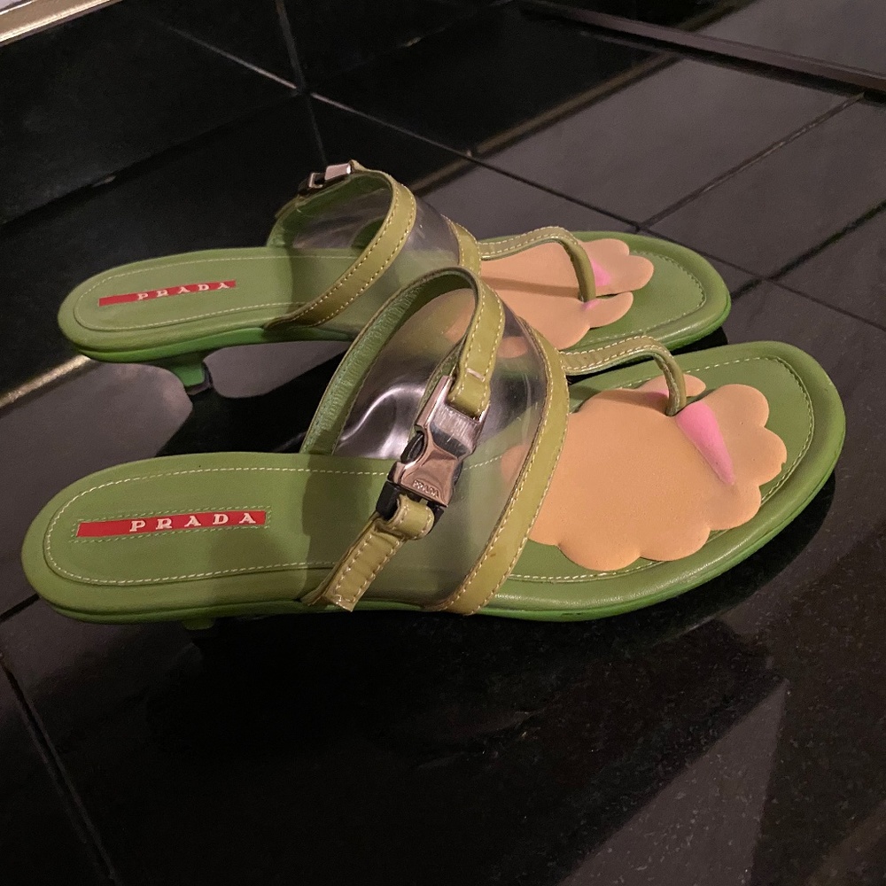 Vintage PRADA (MADE IN ITALY)